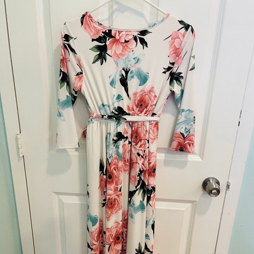 Maxi floral dress